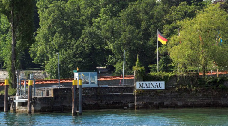 Die &#039;Hafeneinfahrt&#039; der Insel Mainau