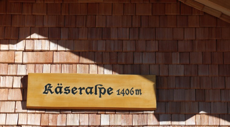 Über den Älpelesattel Über den Älpelesattel